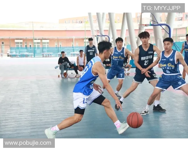 深圳篮球队与重庆篮球队赛后复盘团队协作的精彩瞬间与战术分析